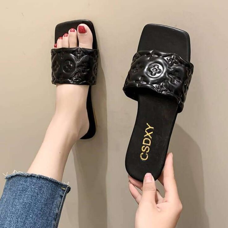 Black Slipper - AjmanShop