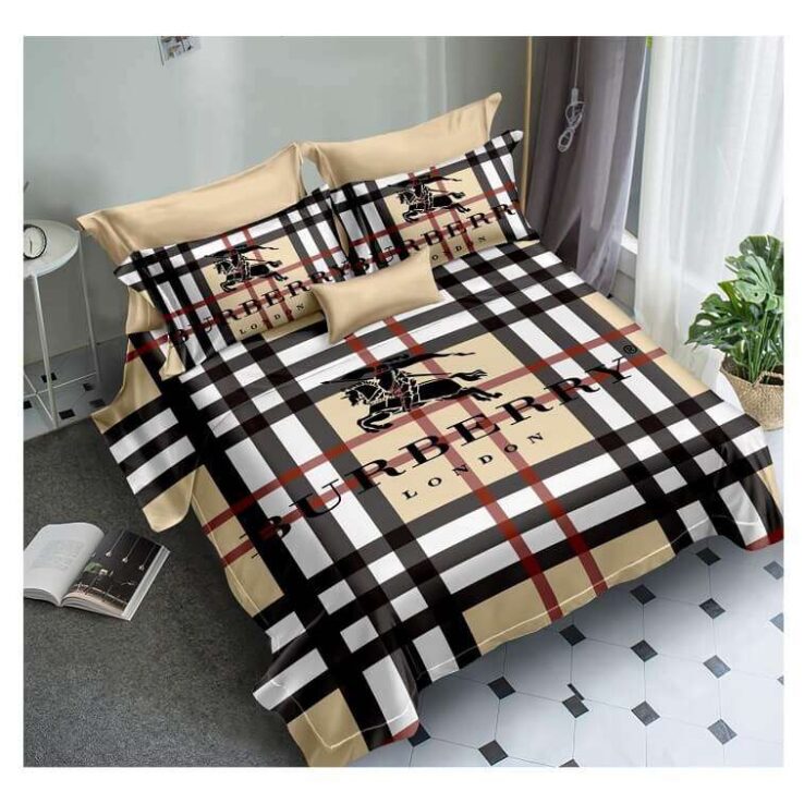 Burberry Bed Sheet Cover Set Off White- AjmanShop