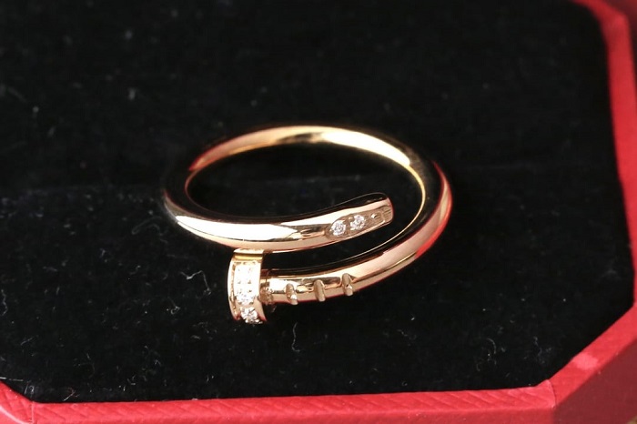 Cartier Ring in AjmanShop 