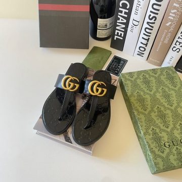 Gucci Black Sandal with Gold Logo- AjmanShop
