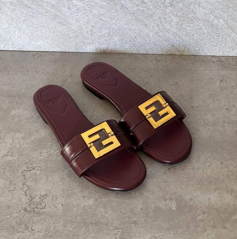 Fendi Slippers, Maroon - AjmanShop