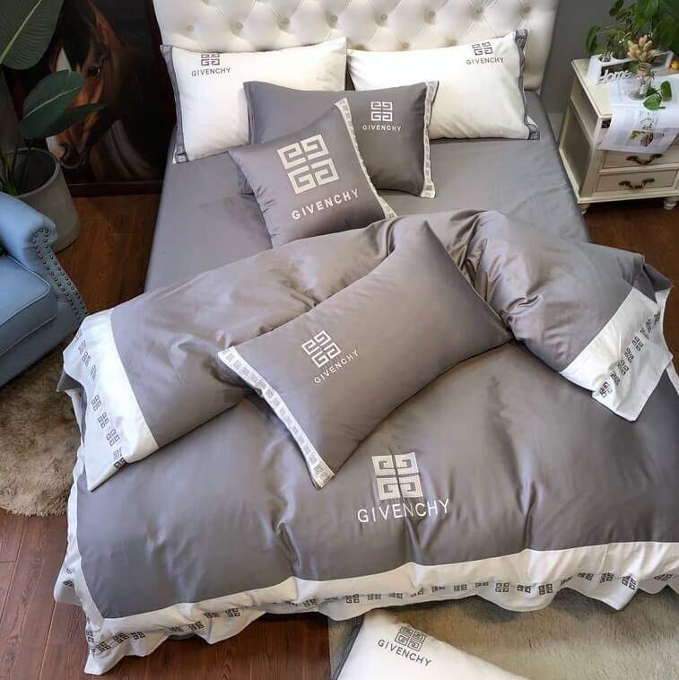 Givenchy Bedsheet Set 6pcs - AjmanShop