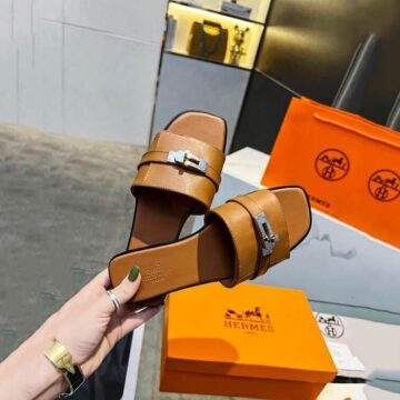 Hermes Buckle Slipper, Brown - AjmanShop