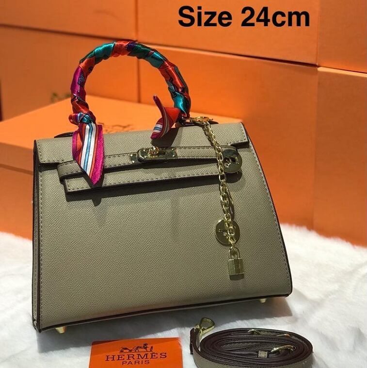 Hermes Handbag For Women Signeture Collection Bags in AjmanShop 