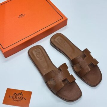 Hermes Oran Slipper, Brown - AjmanShop
