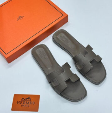 Hermes Oran Slipper, Gray - AjmanShop