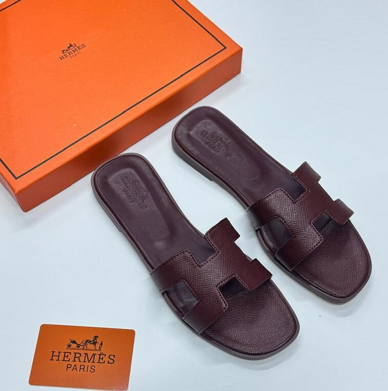 Hermes Oran Slipper, Maroon - AjmanShop
