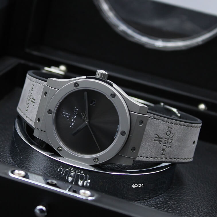 Hublot Men Watch Automatic, Gray - AjmanShop