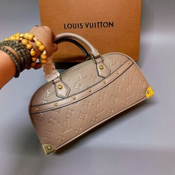 LV Cruise Bag - AjmanShop