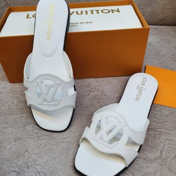 LV Flat Sandal For Women - AjmanShop