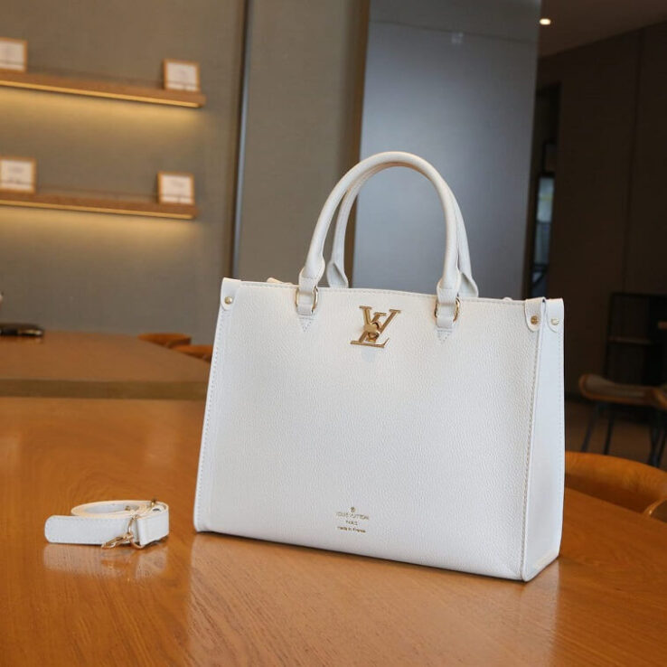 LV Ladies Handbag - AjmanShop