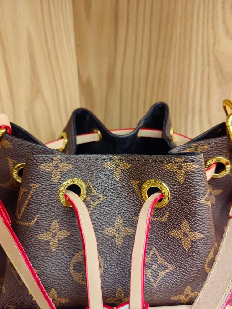 LV Lockme Bucket Bag For Women in Medium Size - AjmanShop