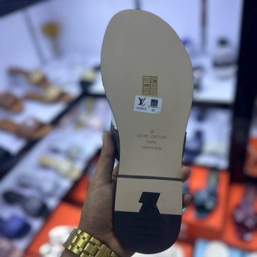 LV Mens Sandal Open Toe Slipper with Logo - AjmanShop