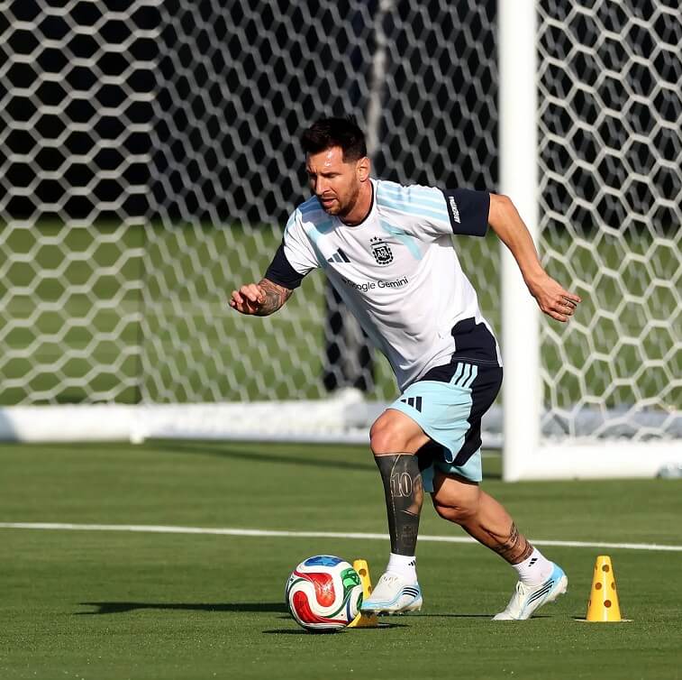 Lionel Messi - Ajman Shop