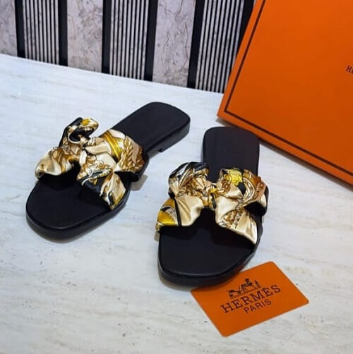 New Hermes Flat Slipper, Black - AjmanShop