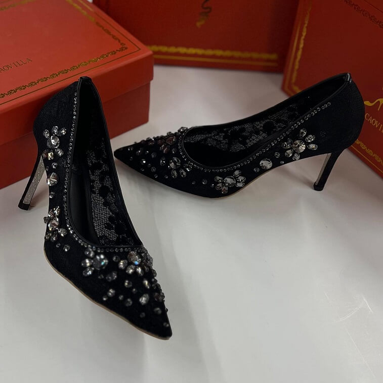 Rene Caovilla Cinderella Pumps in Crystal Work - AjmanShop
